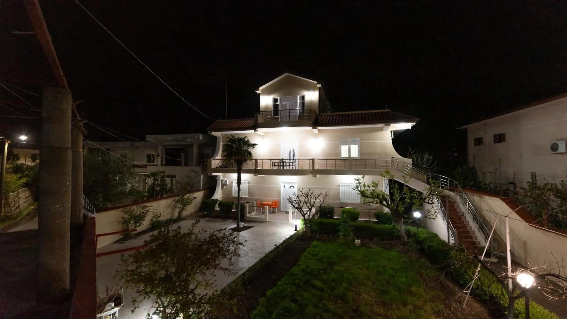 Vila Palma Vlore 0*,